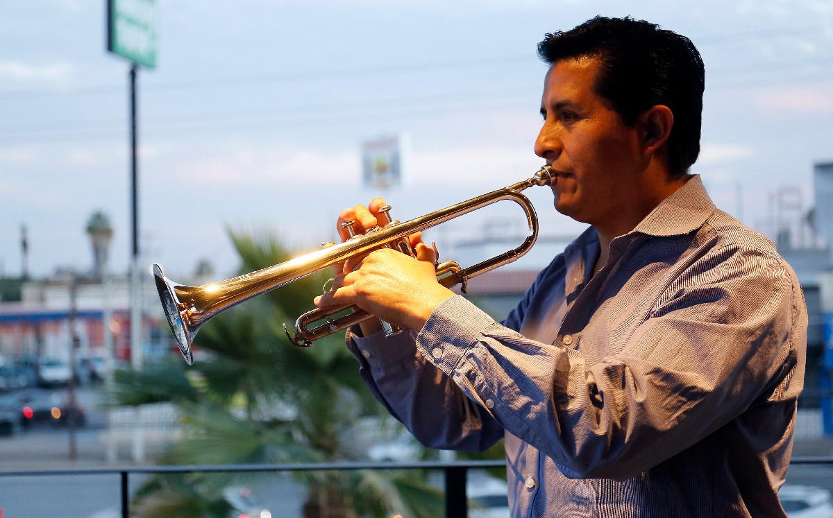 Carlos Espinoza Durán, trompetista de la Camerata de Coahuila. (Rolando Riestra)