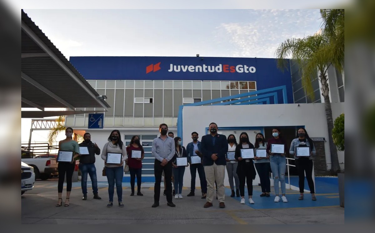 Preparan a jóvenes para combatir bullying, acoso y adicciones