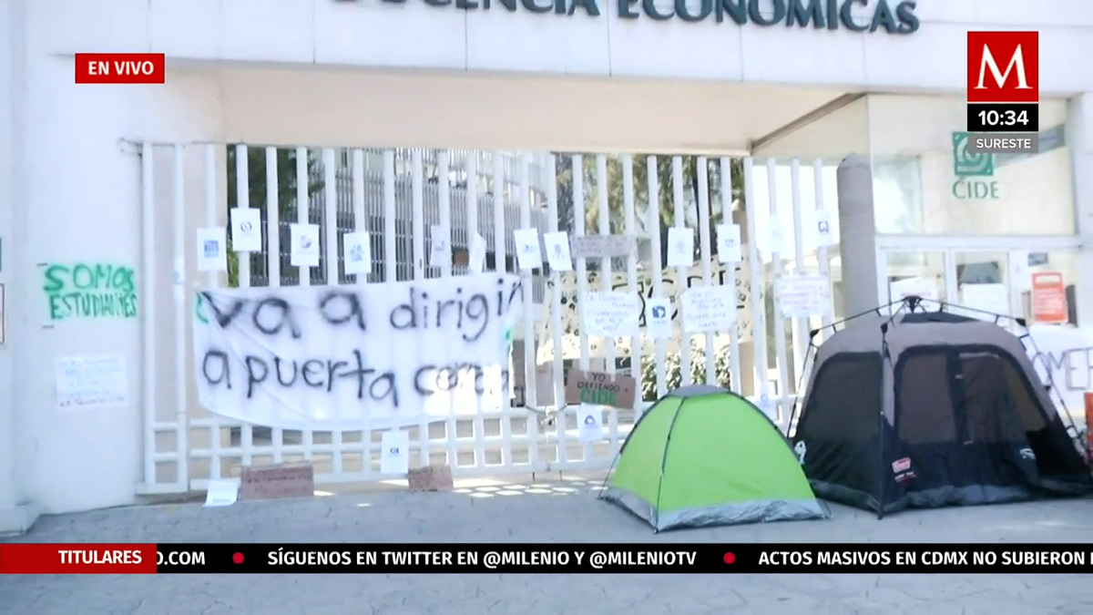 Continúa toma de las instalaciones del CIDE