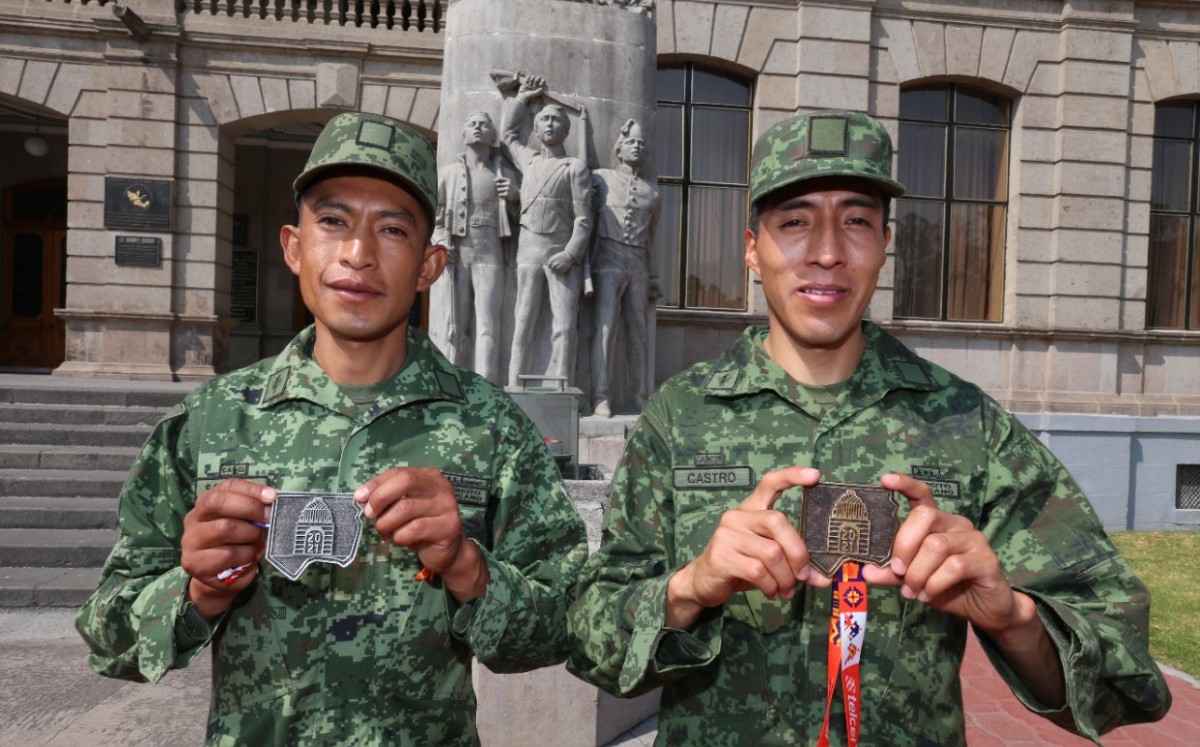 Darío y Eloy, ganadores del Maratón de la Ciudad de México (Javier Ríos)