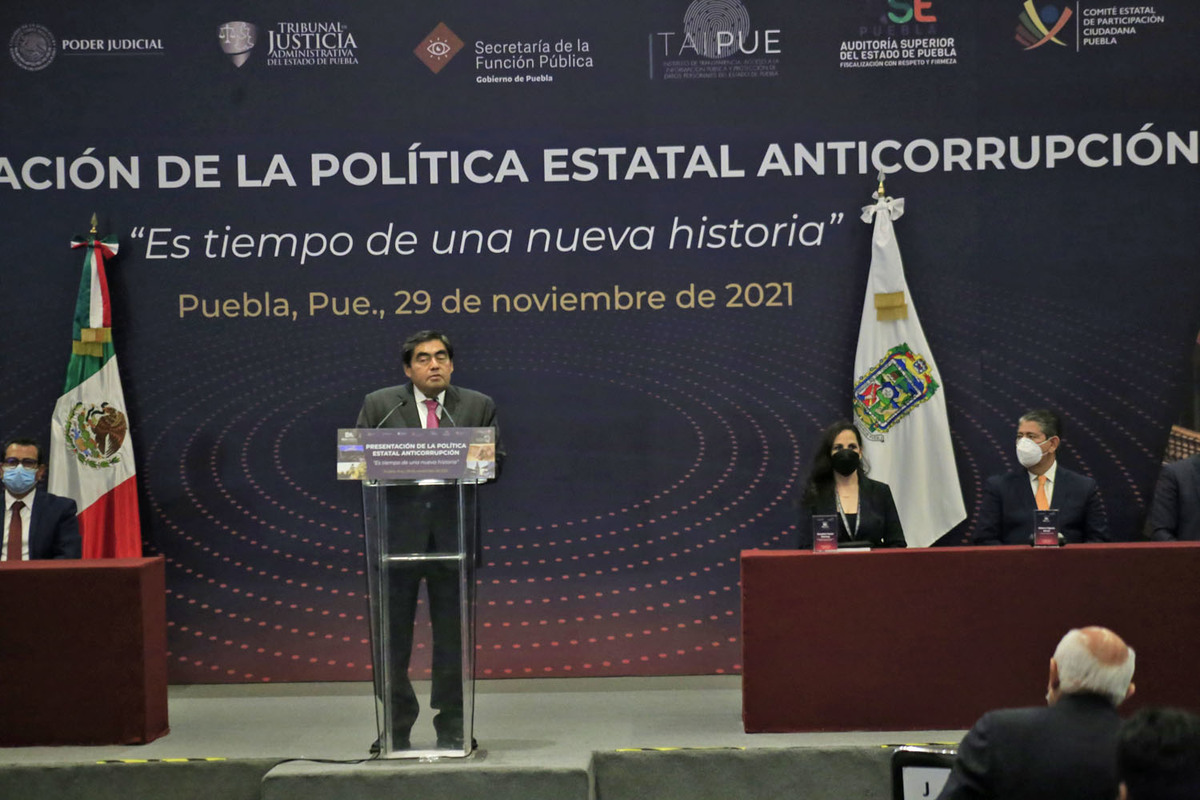 Gobierno presenta Política Estatal Anticorrupción | Andrés Lobato