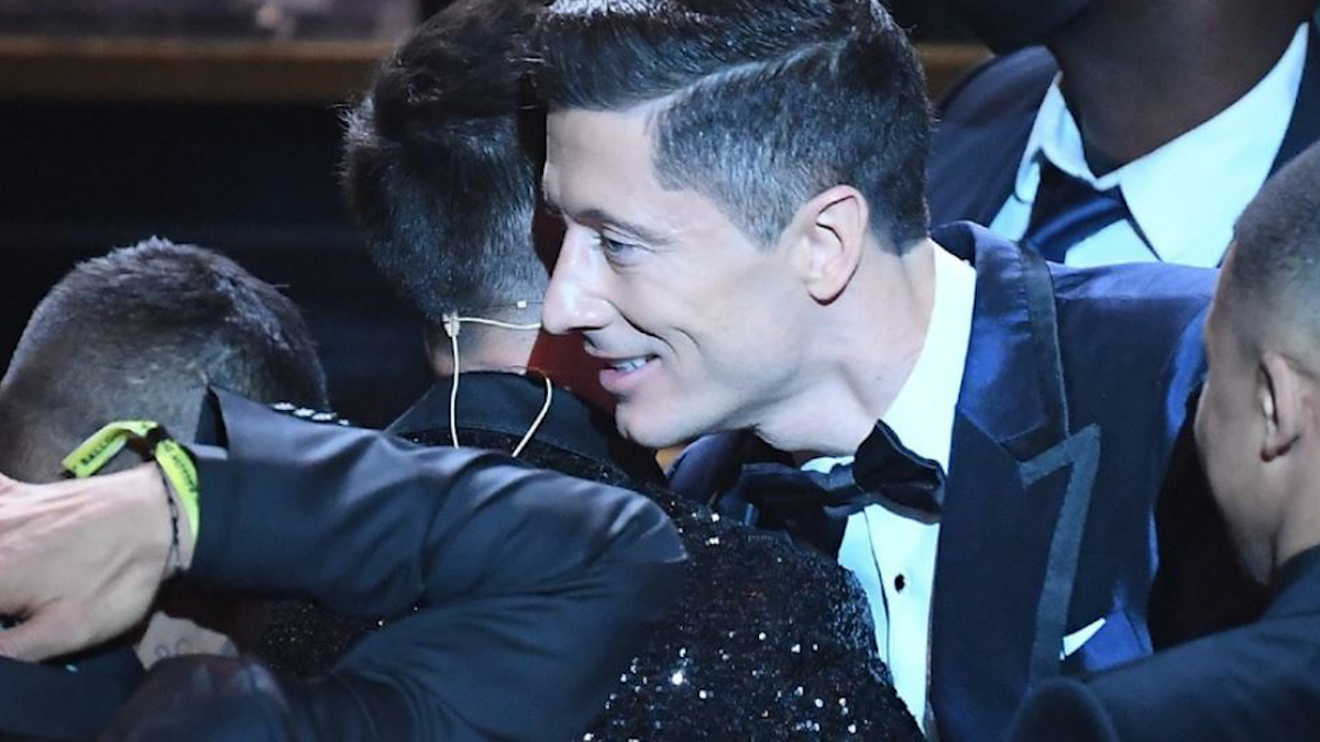 Messi pide a France Football le den el Balón de Oro 2020 a Robert