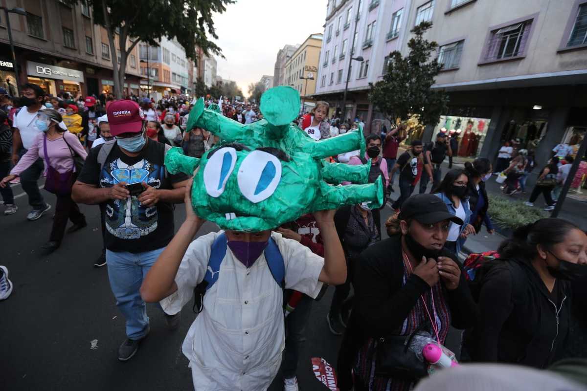 Calles del Zócalo durante el mensaje de AMLO. (Javier Ríos)