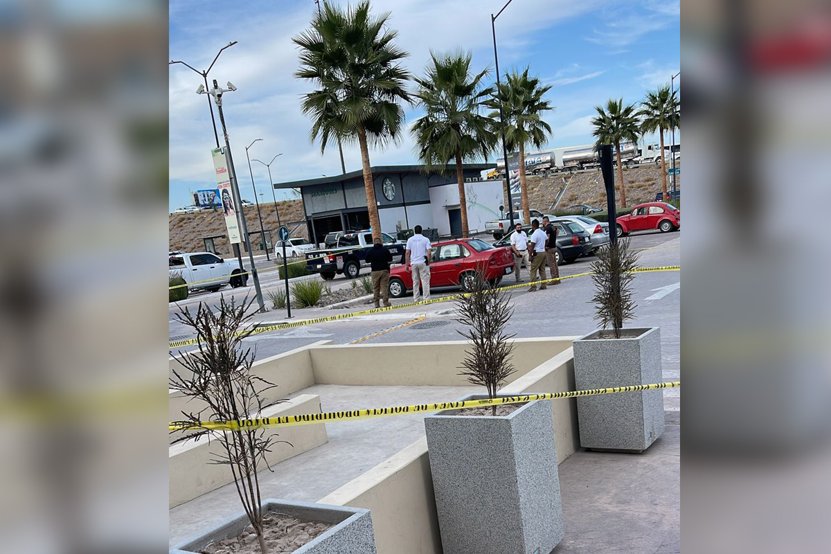 Al rededor de las 16:00 horas se registraron detonaciones de arma de fuego afuera de un centro comercial | Milenio Digital