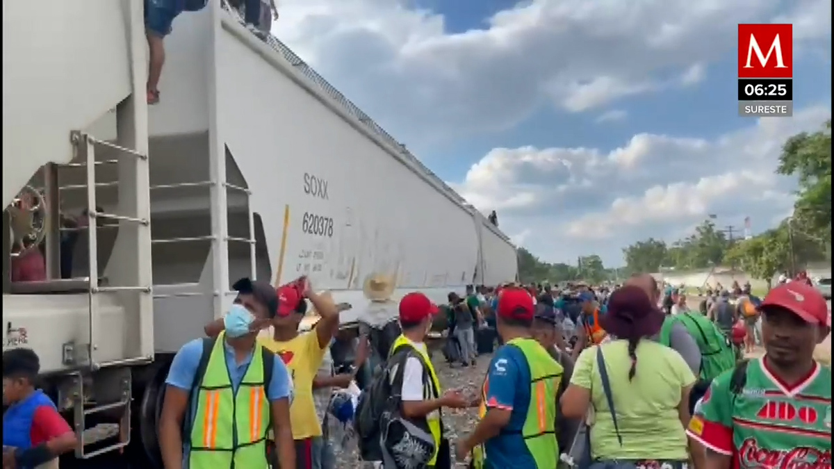Difunden video de migrantes abordando 'La Bestia'