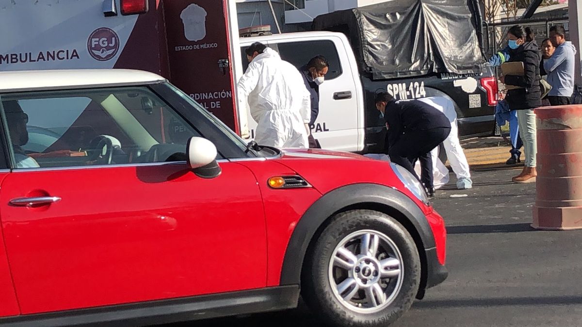 El conductor logró darse a la fuga.