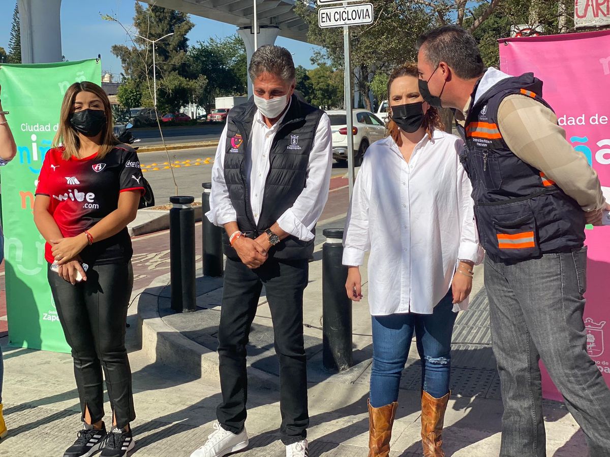 Invierten más de 30 mdp en renovación de laterales de avenida Juan Gil Preciado (Pablo Nuñez)