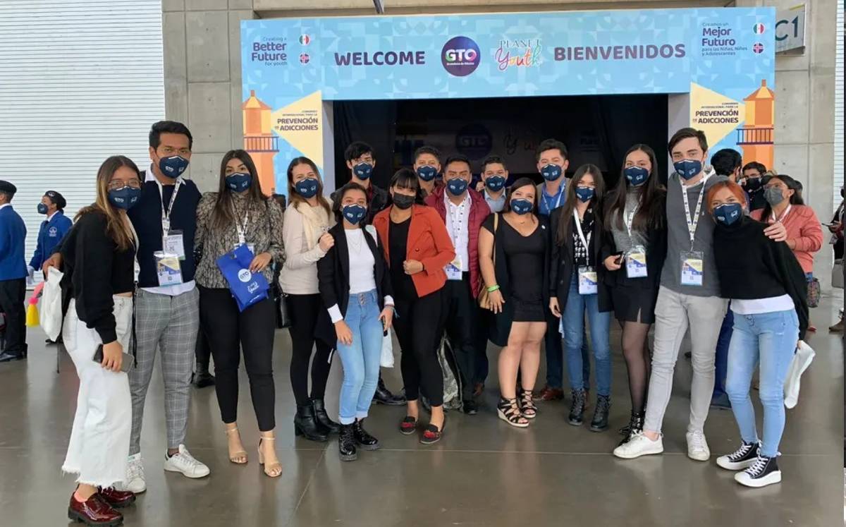 Se suman jóvenes a prevención de adicciones