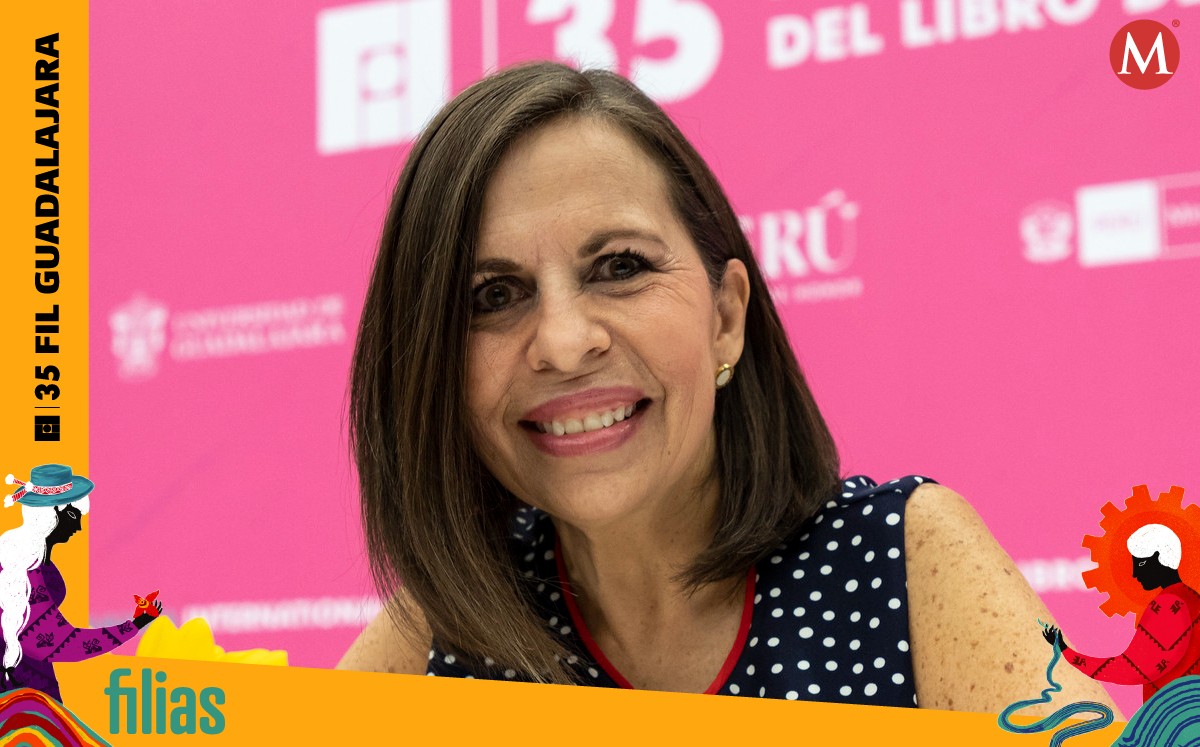 La escritora celebró los 10 años del libro 'Cómo curar un corazón roto'. (Natalia Fregoso)