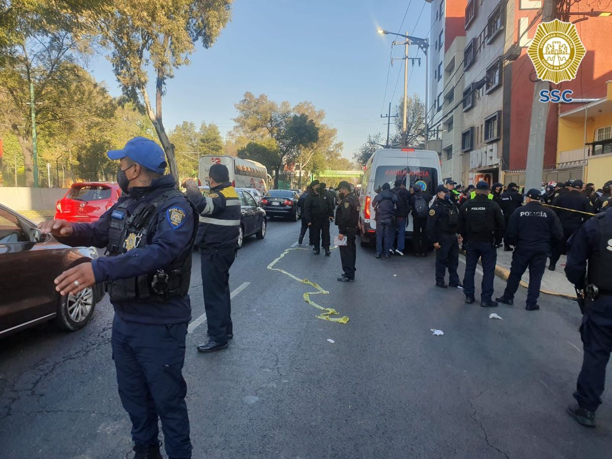 Las víctimas fueron trasladadas a un hospital para su atención médica.