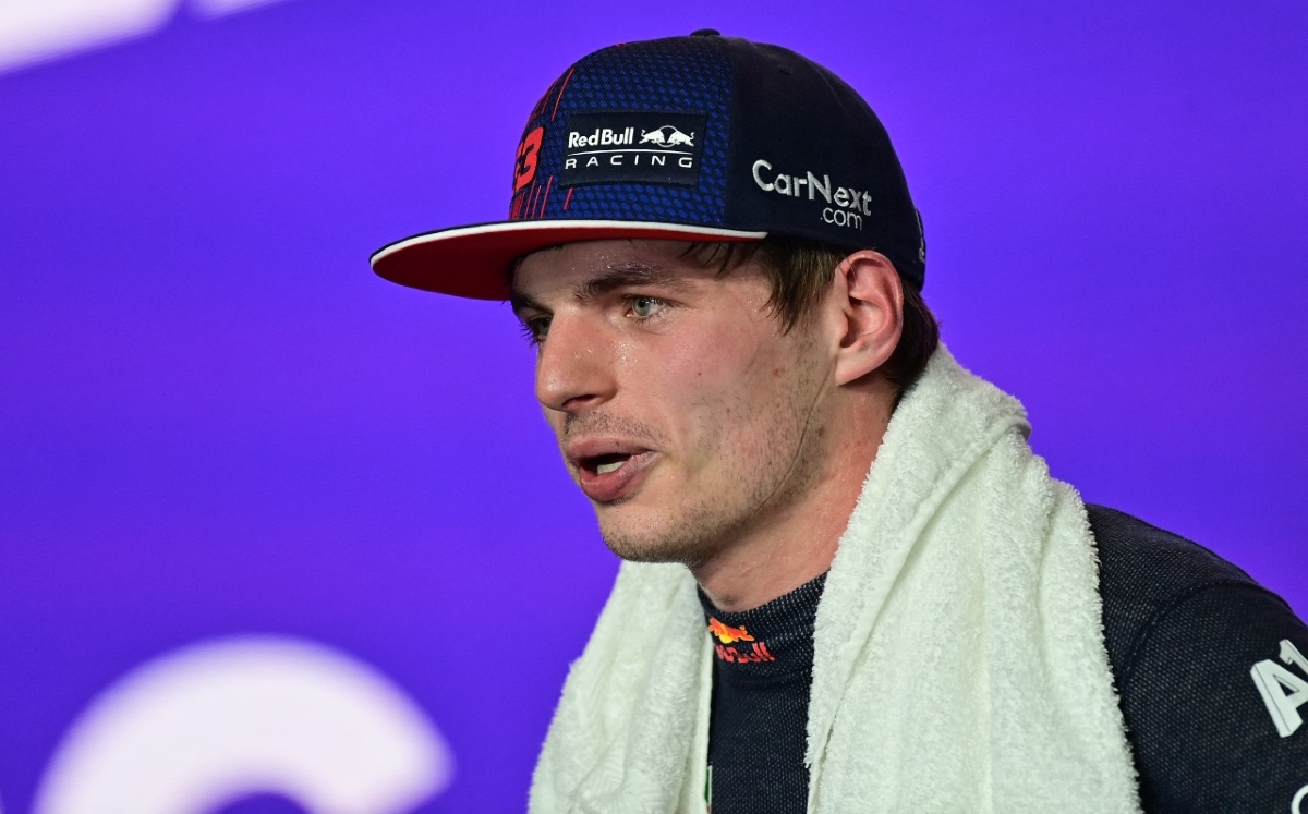 Quería dejarlo pasar, él no quería adelantarme y nos tocamos: Verstappen sobre incidente con Hamilton (AFP)