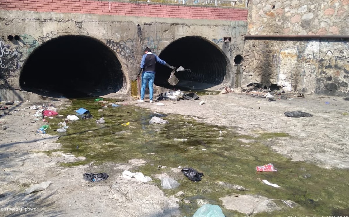 Agua verde en Malecón del Río no tiene relación con malos olores en León; SAPAL