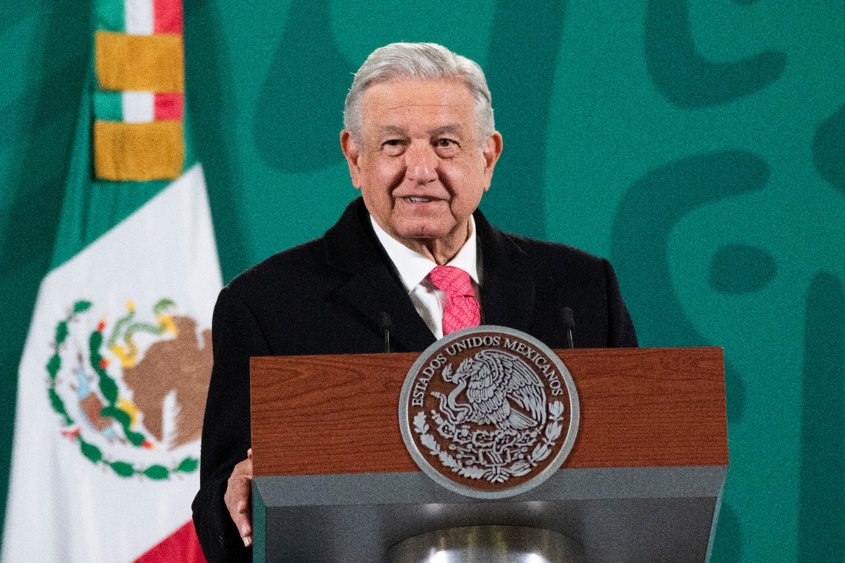 AMLO pide omitir temas electorales "se degrada la mañanera" | Especial