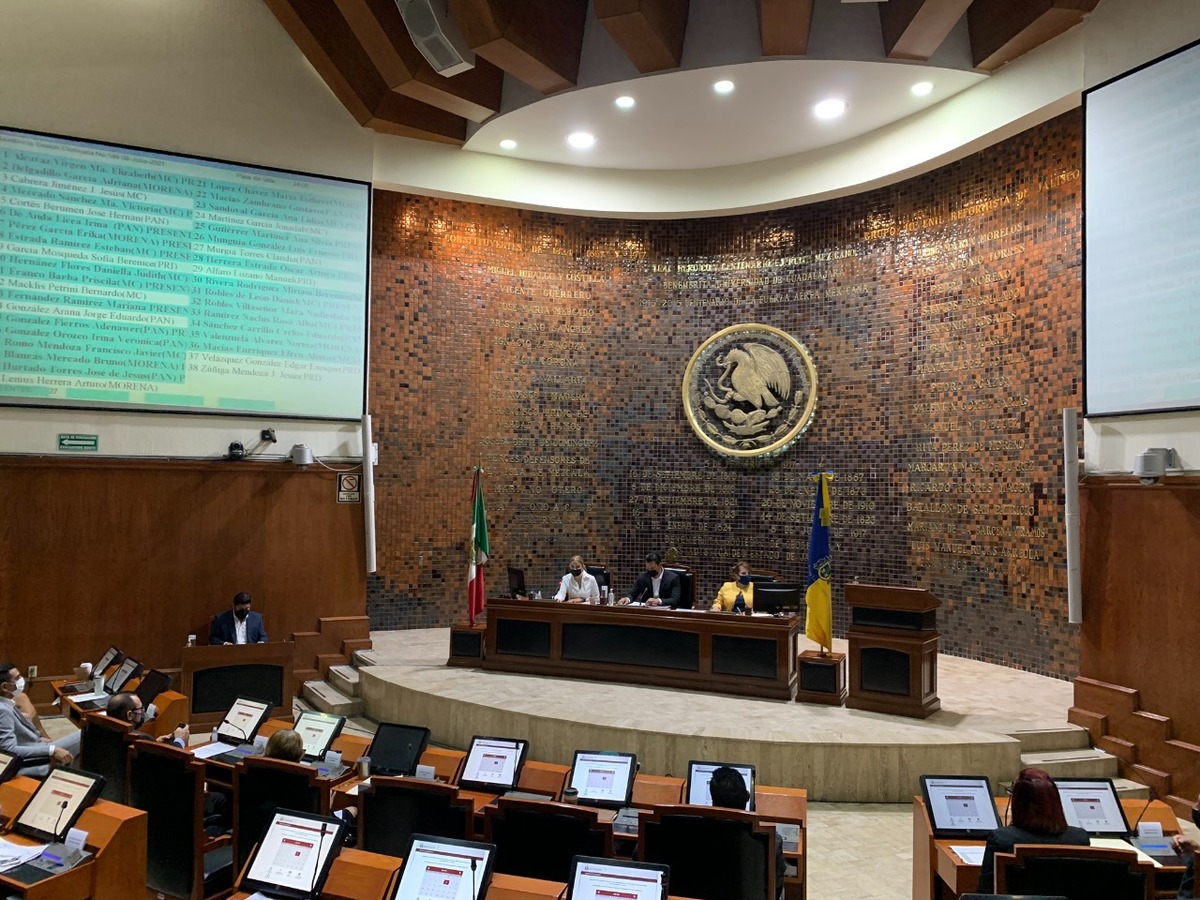 Congreso de Jalisco aprueba conclusiones de la glosa de tercer informe de Enrique Alfaro