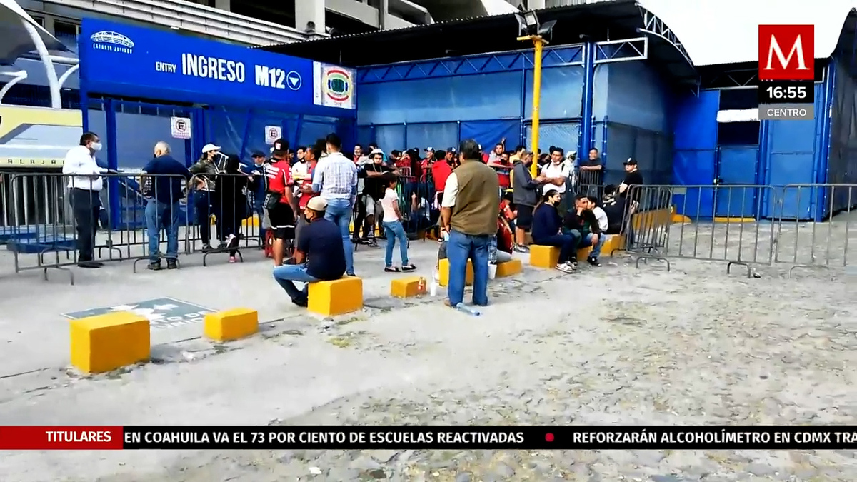 Se reportan dos heridos leves por riña afuera del estadio Jalisco, no hay detenidos