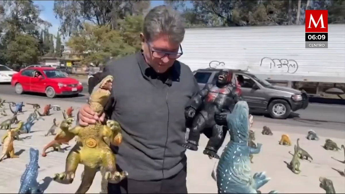 Ricardo Monreal incentiva el comercio local para fechas decembrinas