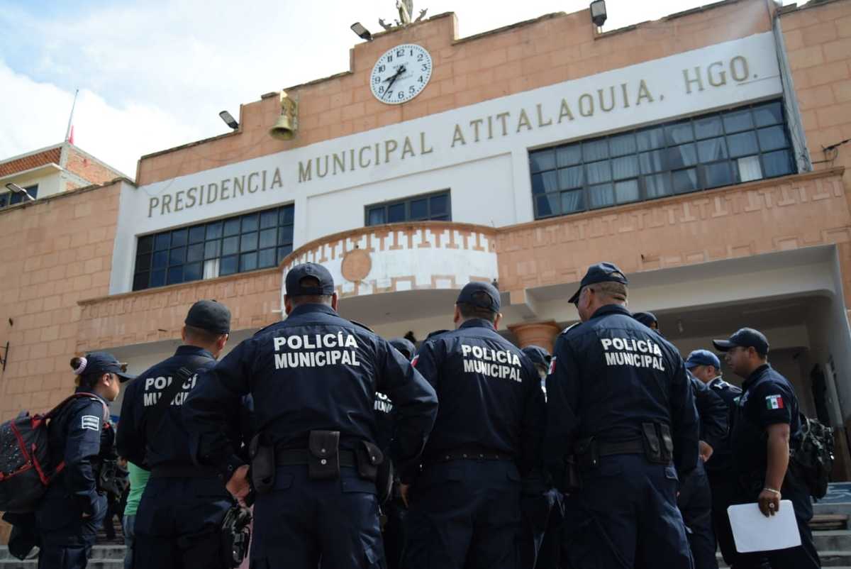 Elementos de la policía en Atitalaquia. (Francisco Villeda)