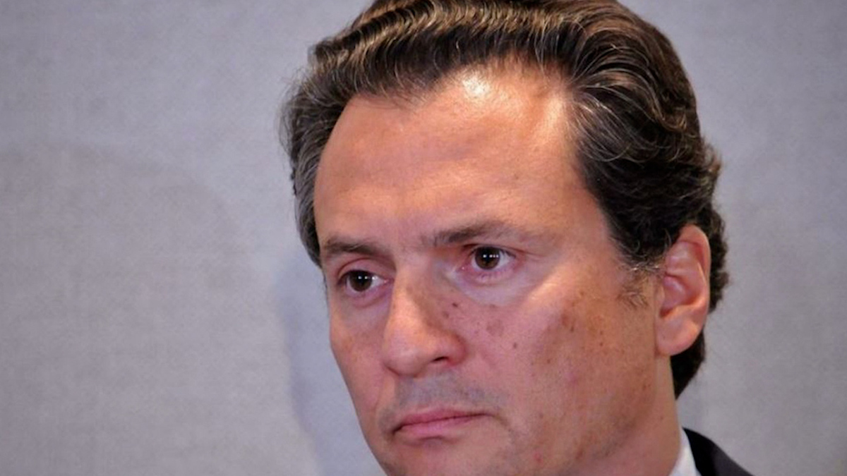Emilio Lozoya pide 60 días más para cierre de investigación