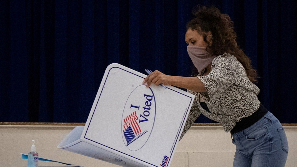 Gobierno de EU demanda a Texas; lo acusa de discriminación por nuevo mapa electoral