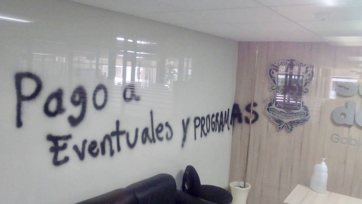 No será posible el pago para más de 31 mil 400 trabajadores de la educación. | Jocelyn Estrada