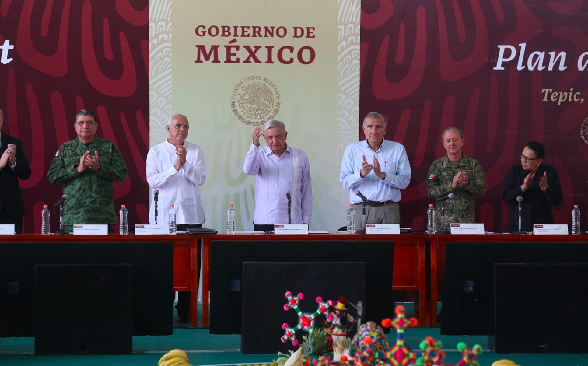 El Presidente presentó el plan de apoyo a Nayarit acompañado del gobernador Miguel Angel Navarro. | Javier Ríos