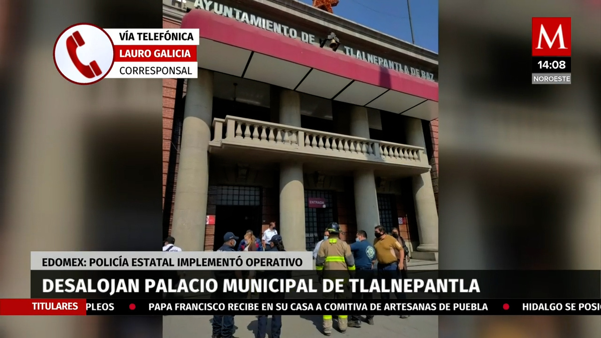Desalojan palacio Municipal de Tlalnepantla