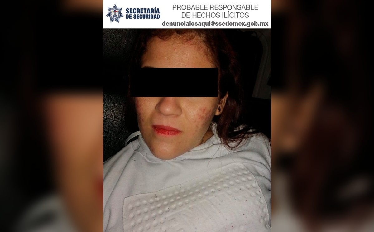 También fueron decomisadas pistolas 9 milímetros, con ocho cargadores extras y otros más útiles.