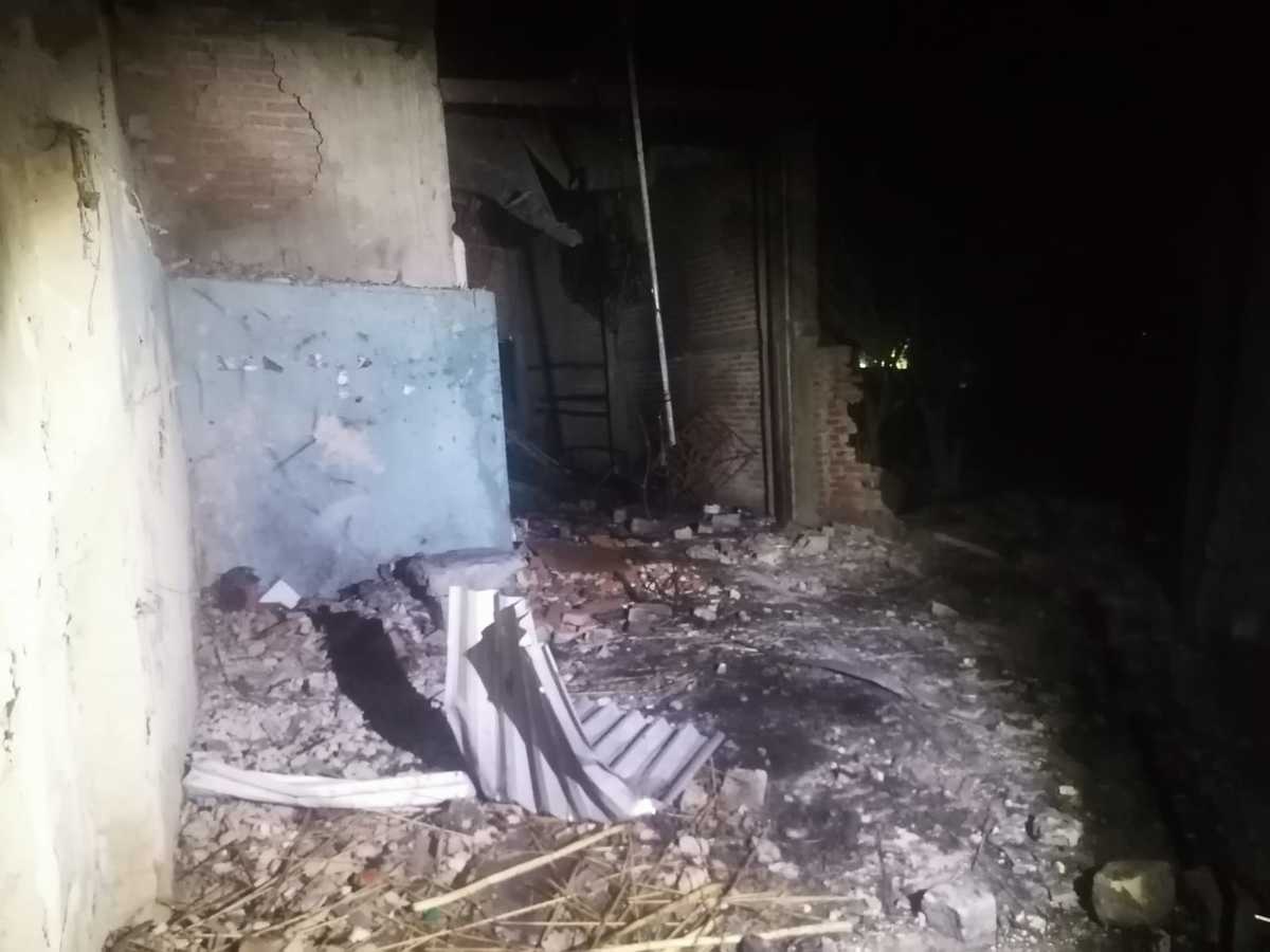 El polvorín se hallaba en una zona habitacional de Zapopan y no contaba con permiso (Twitter @UMPCyBZ)