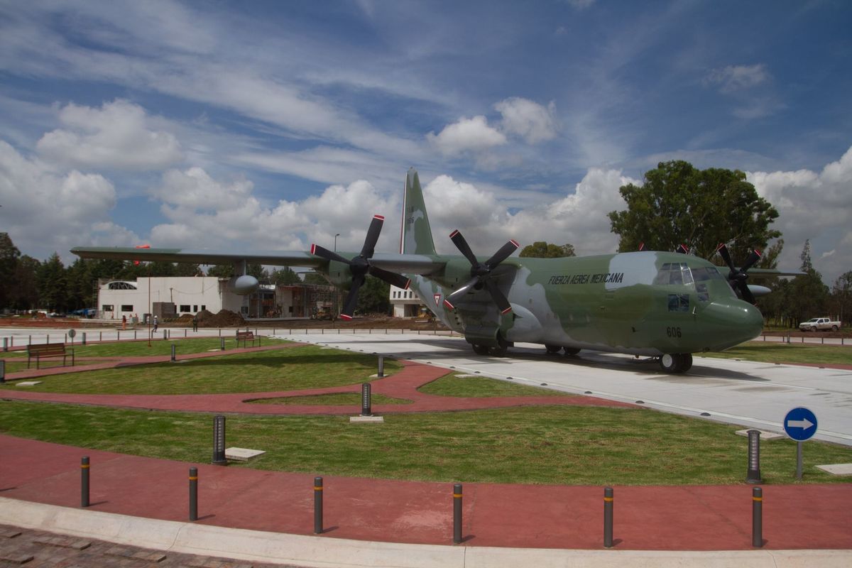 Avión de la Fuerza Aérea Mexicana en el Aeropuerto de Santa Lucía. (Cuartoscuro / Archivo)