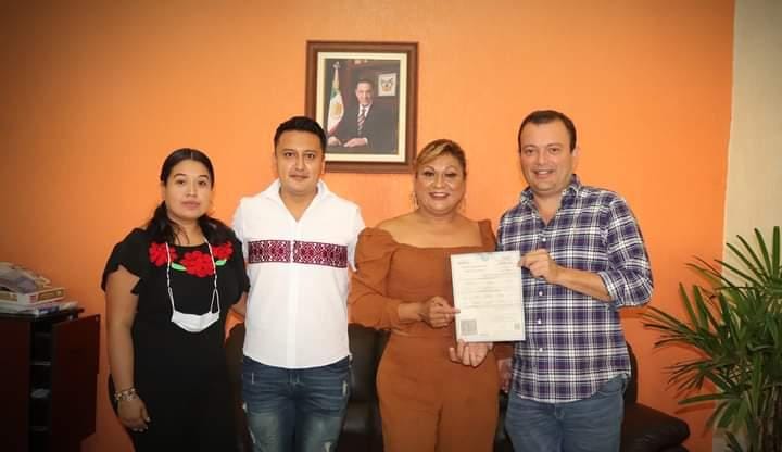 Cinthia Cristal pudo cambiar su identidad en su acta de nacimiento.
