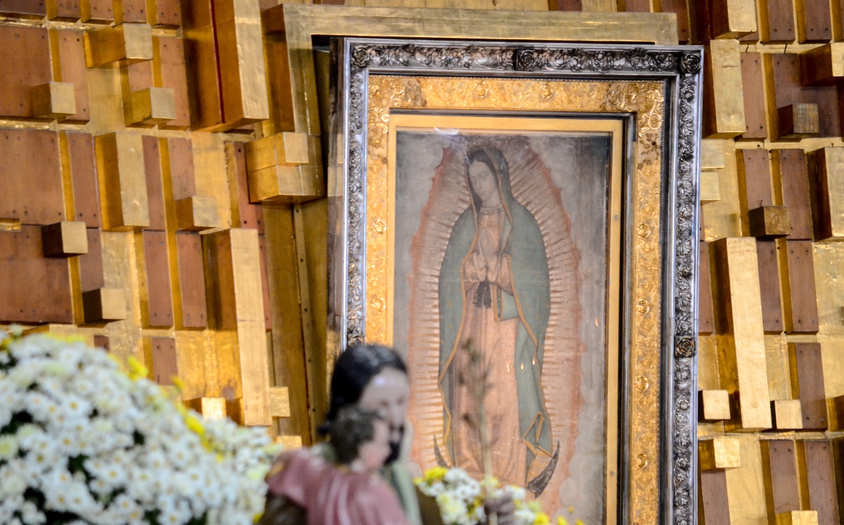 Estos famosos le cantarán a la Virgen de Guadalupe (Shutterstock).