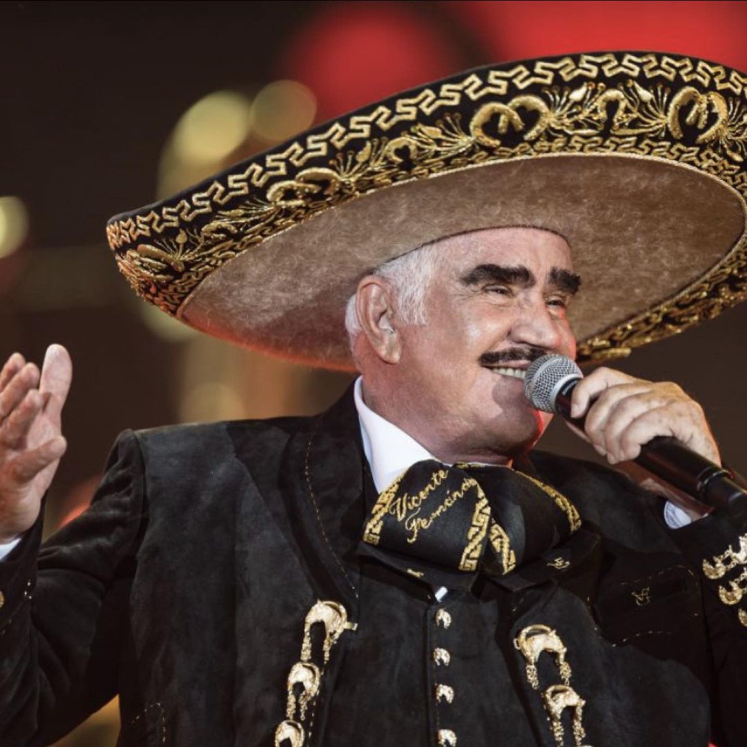 Reportan a Vicente Fernández en estado crítico de salud (Captura)