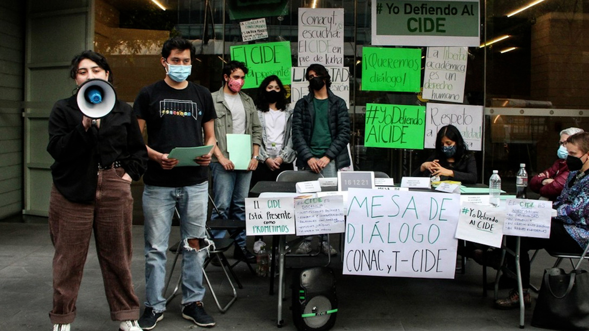 Estudiantes del CIDE esperarán a Conacyt para diálogo en el Instituto Mora