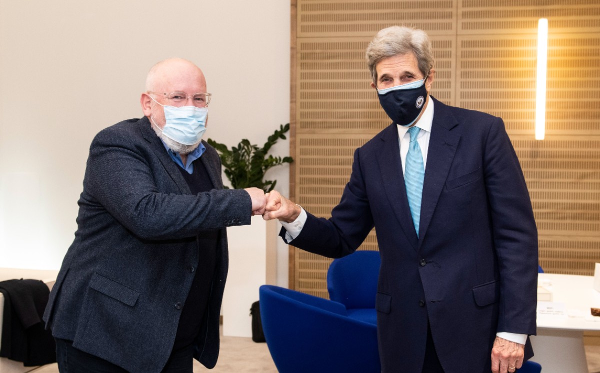 Frans Timmermans y John Kerry, se reunieron este jueves. | Twitter