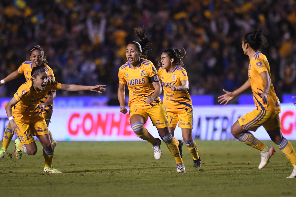 Tigres golea a América y buscará el tricampeonato de Liga MX Femenil (Imago7)