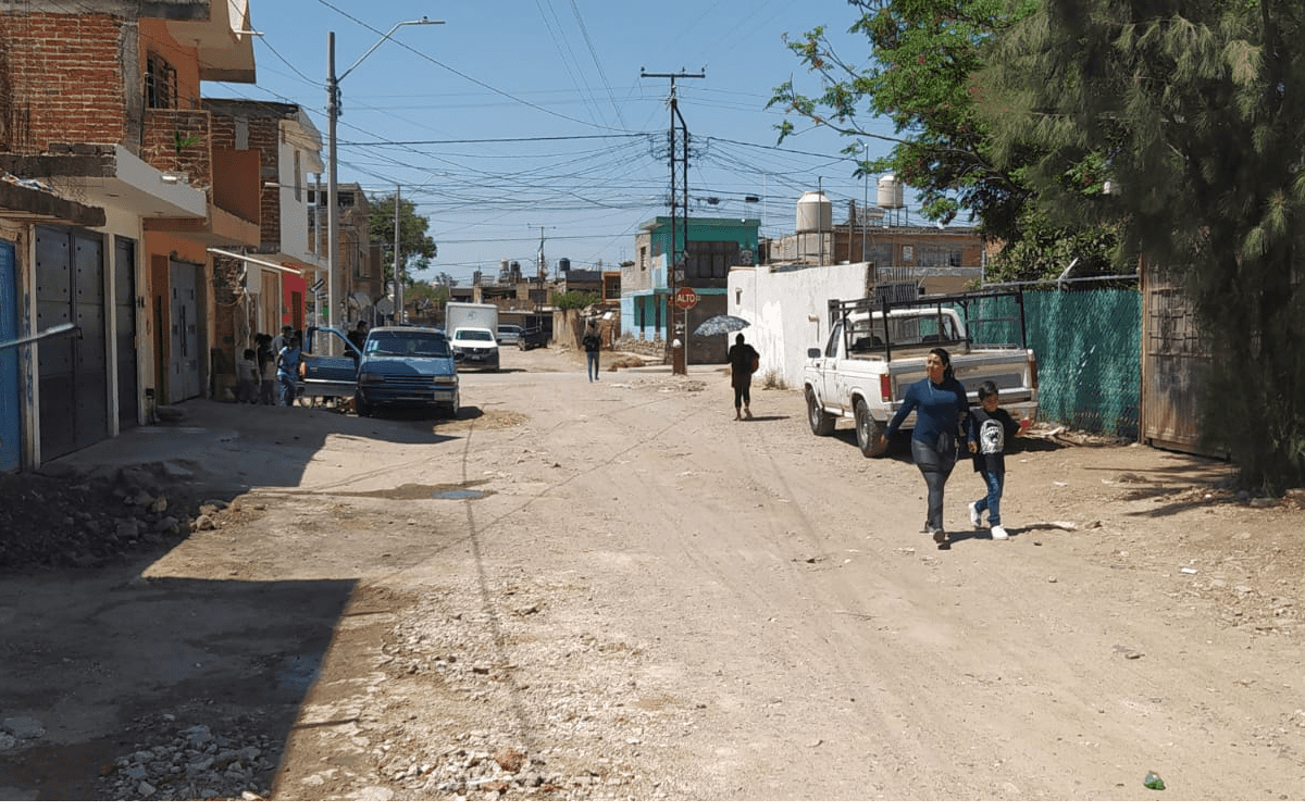 Habitantes de la zona llevan 20 años con servicios insuficientes / Axel Rivas