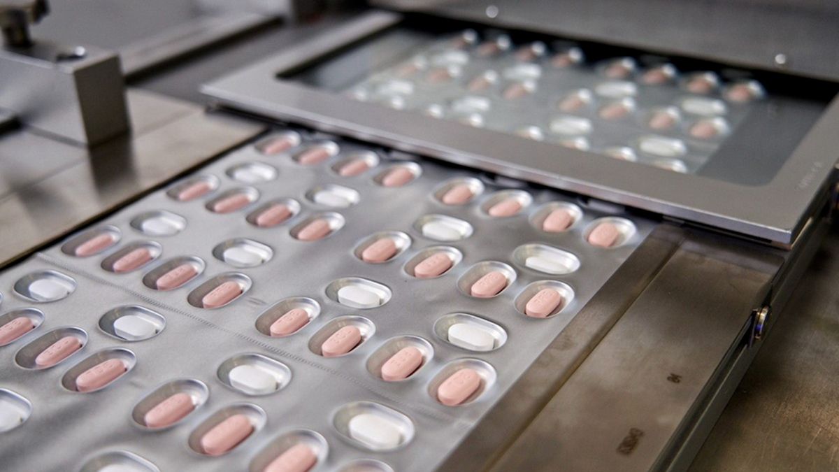 Píldora contra covid de Pfizer reduce 90% riesgo de muerte y hospitalización: estudio