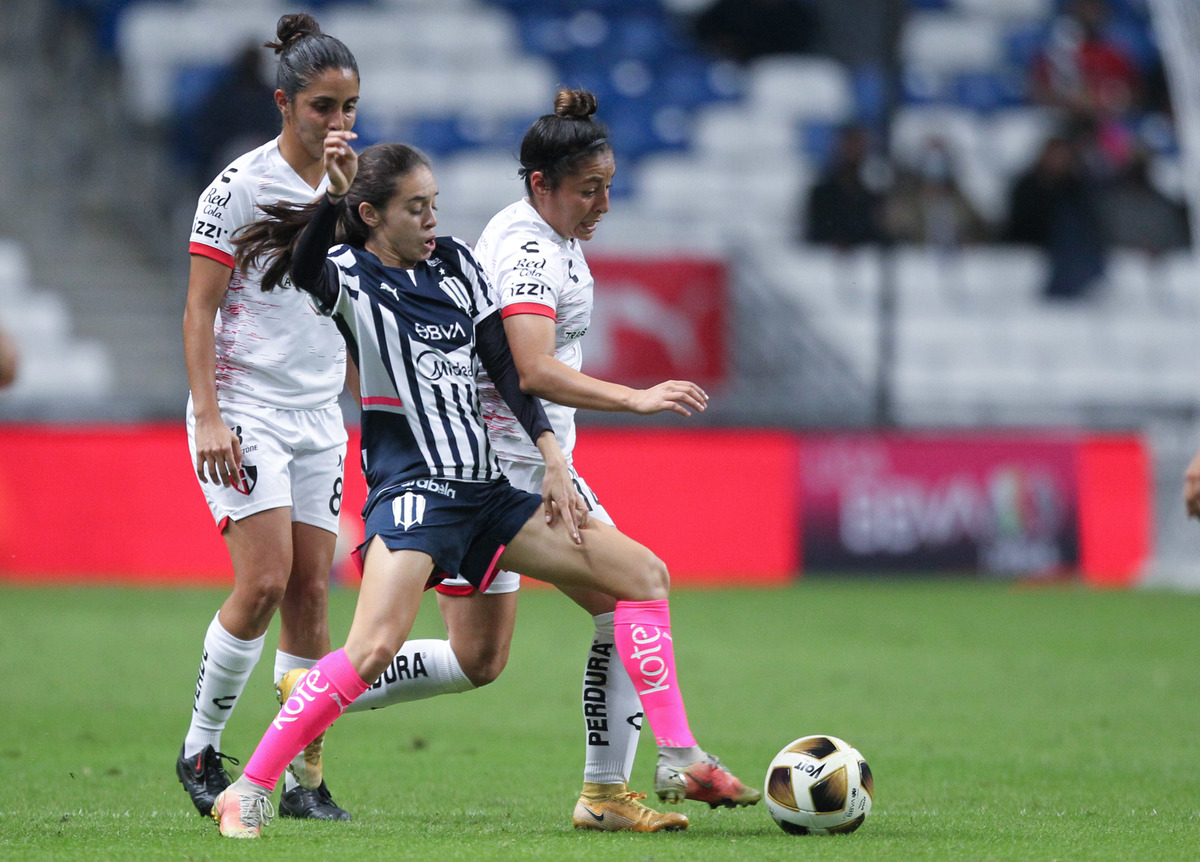 La tremenda jugada de Aylin Aviléz en el primer gol de Rayadas ante Atlas (Imago7)