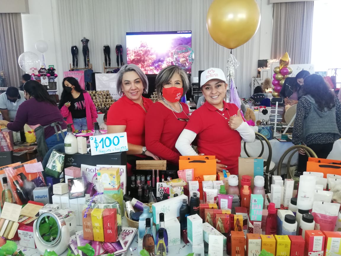 Hadas Pachuca, emprendedoras ofrecen sus productos. (Elizabeth Hernández)