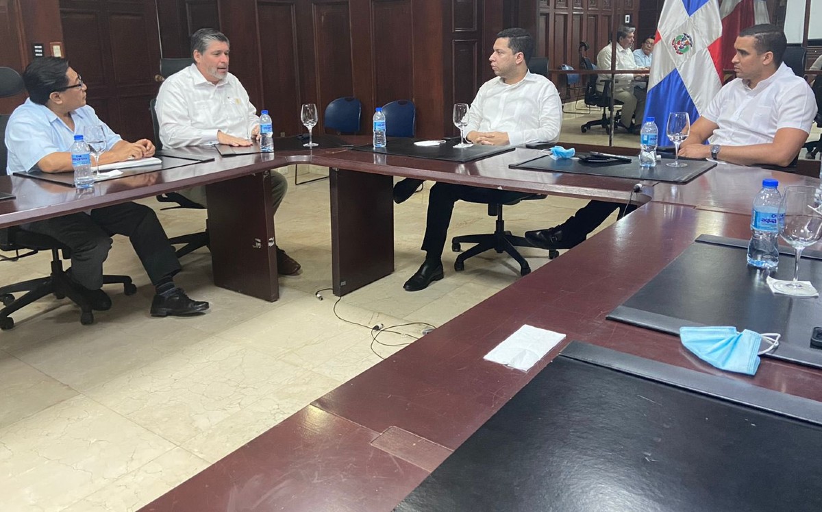 Autoridades de Republica Dominicana se han reunido con funcionarios de México y Guatemala. | Twitter