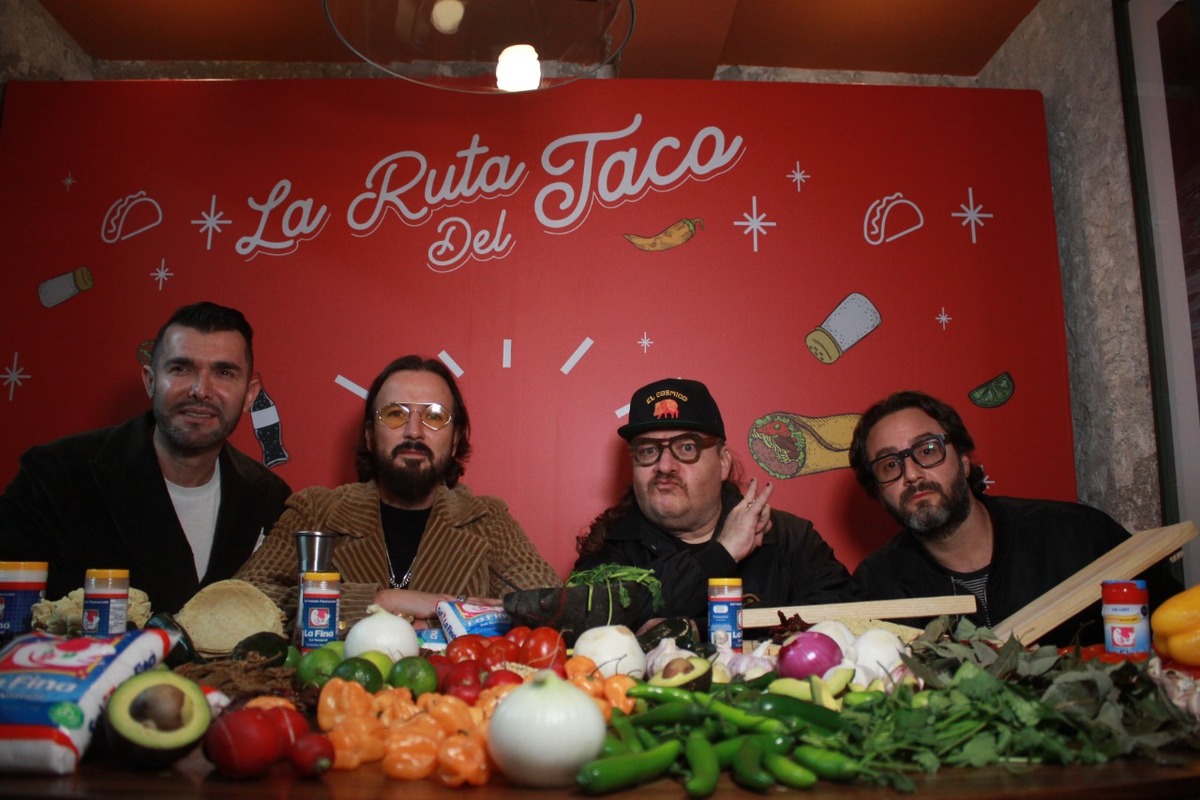 Carlos González, Juanchi Torre, Marcello Lara y Eduardo Valenzuela en la presentación de la serie.