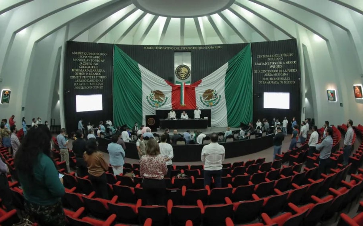 En el Congreso de Quintana Roo, los diputados reorientaron 51.4 millones de pesos en diferentes rubros. (Especial)