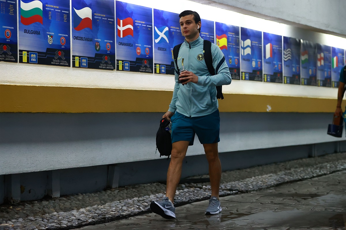 Nicolás Benedetti se va de América (Imago7)
