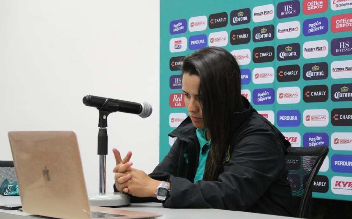 Scarlett Anaya ya no será directora técnica del Club León Femenil / Monserrat Yepez
