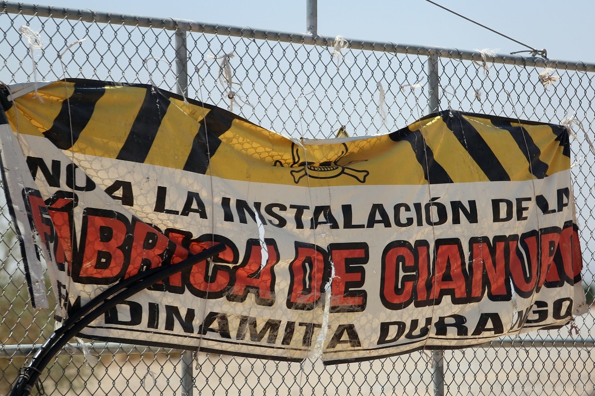 La empresa decidió no instalar la planta de cianuro de sodio en ninguna parte de México | Rolando Riestra