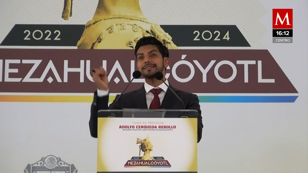 Adolfo Cerqueda Rebollo rinde protesta como alcalde de Nezahualcóyotl