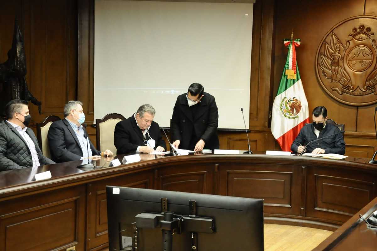 Luis Donaldo Colosio, llamó a mandar “al carajo” a quienes pretendan cometer actos de corrupción.  Foto: Raúl Palacios