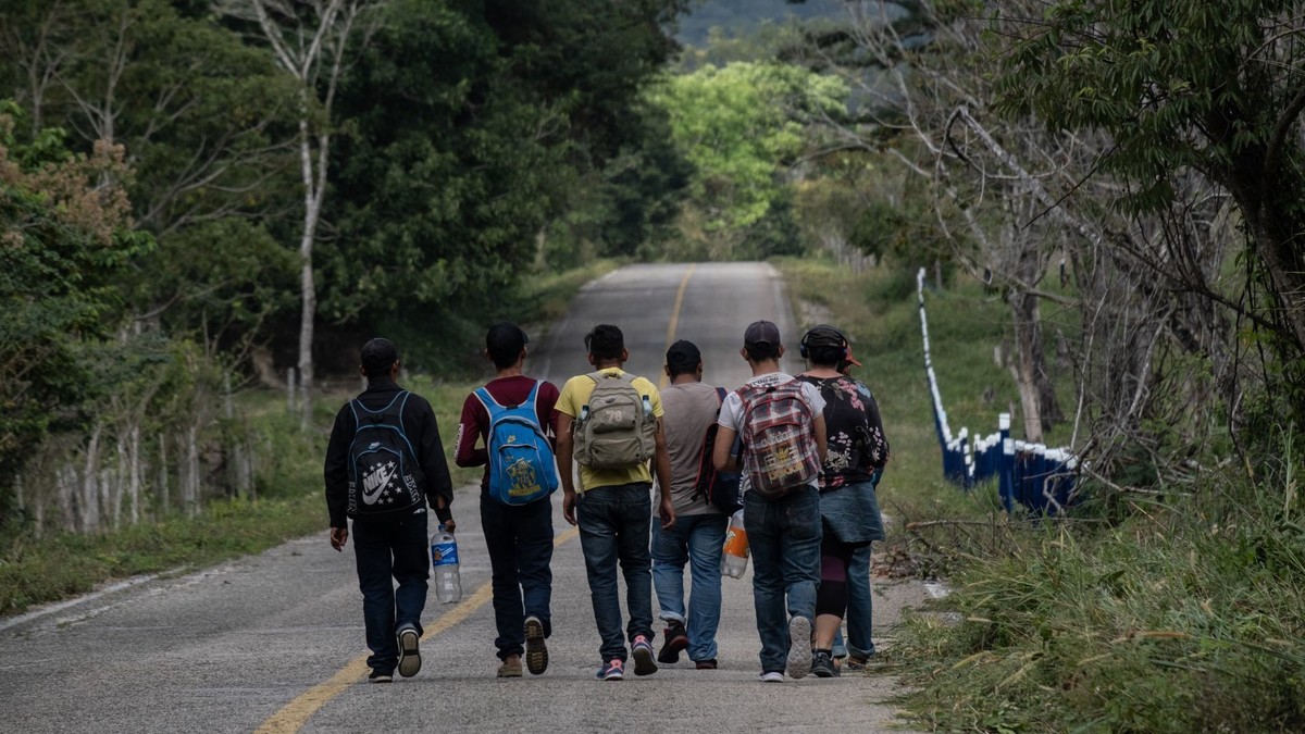 Los migrantes mexicanos se enfrentan a varios problemas al momento de regresar por fiestas de fin de año. (Cuartoscuro)