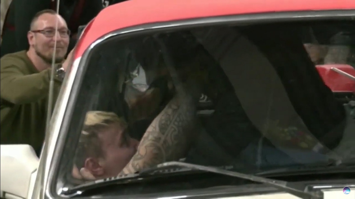 Carjitsu, lucha libre dentro de un carro que es la sensación en Rusia ...