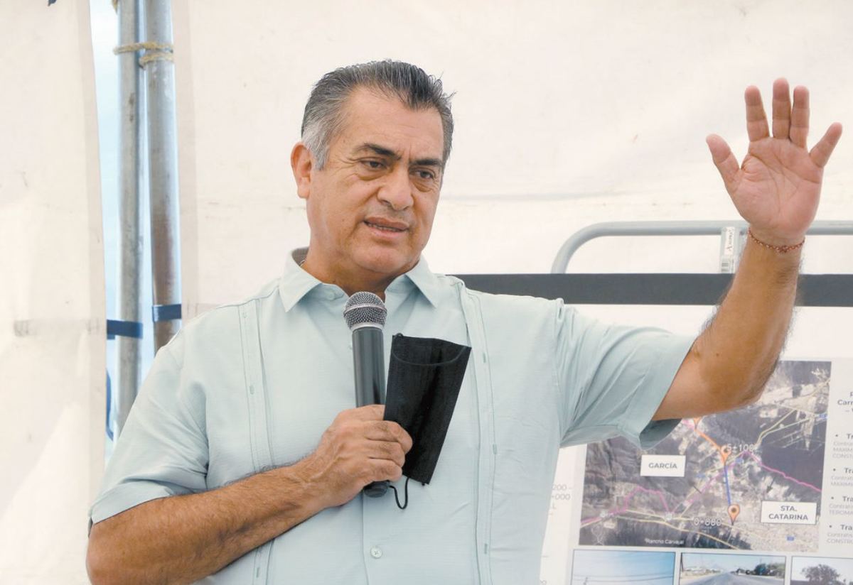 El ex gobernador Jaime Rodríguez comparte memes en redes sociales que contrastan, por su ligereza, con los problemas que dejó en Nuevo León. Leonel Ro